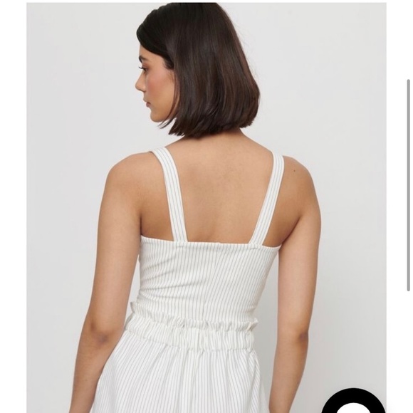 NWT Dynamite Bustier and Scoop Neck Crop Top - Picture 10 of 10